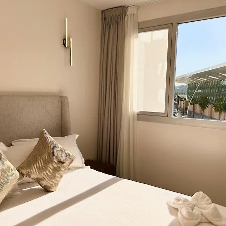 Chic & Spacious 3 Bedrooms - Train Station & Beach Tangier Exterior photo